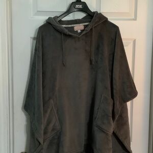 Berkshire Cozy Gray Plush Hooded Poncho